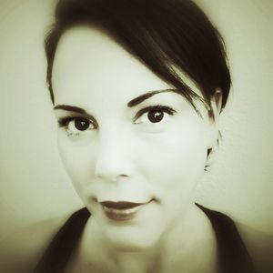 Meet your Posher, Simone